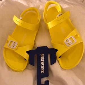 NEW Birkenstock rio eva yellow girls sandals